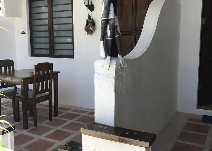 Hotel Kandugyap House By The Sea