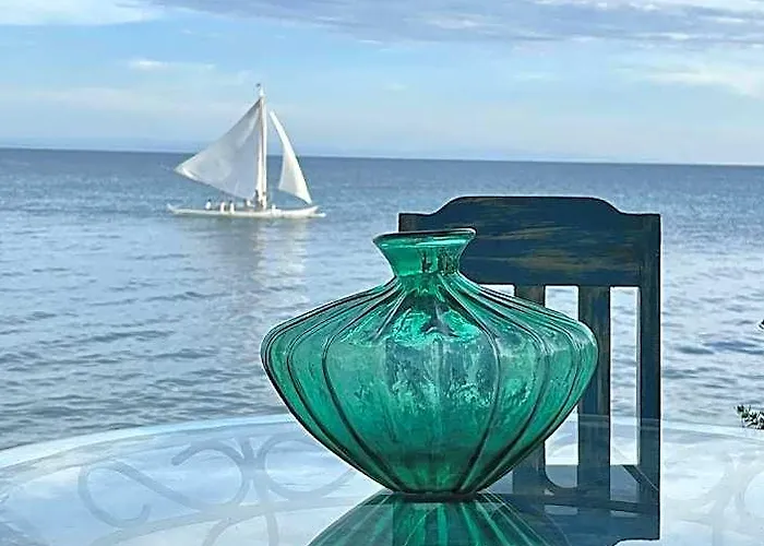 Kandugyap House By The Sea 5*