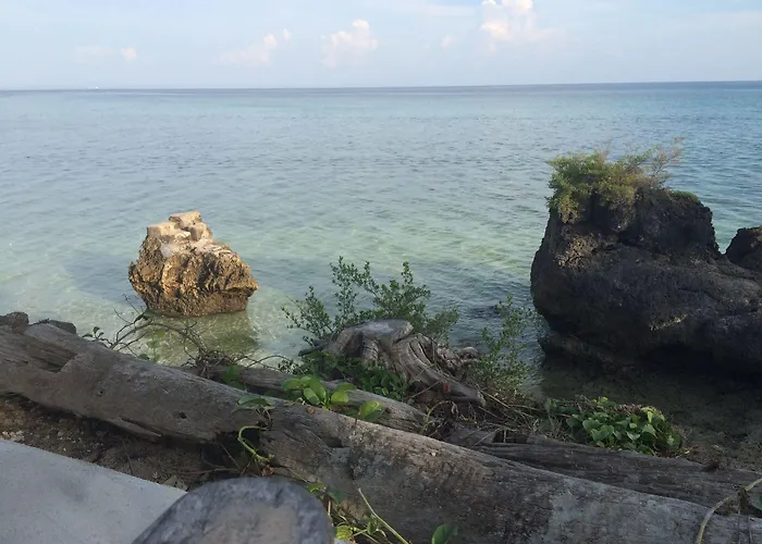 Hotel Kandugyap House By The Sea 5*
